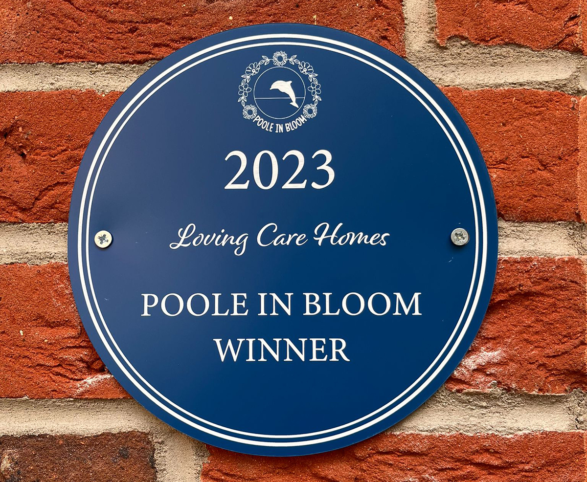 The plaque commemorating Forest Holme's win at Poole in Bloom