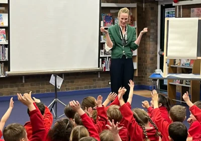 Louise Yates talks to youngsters at Wimborne Library