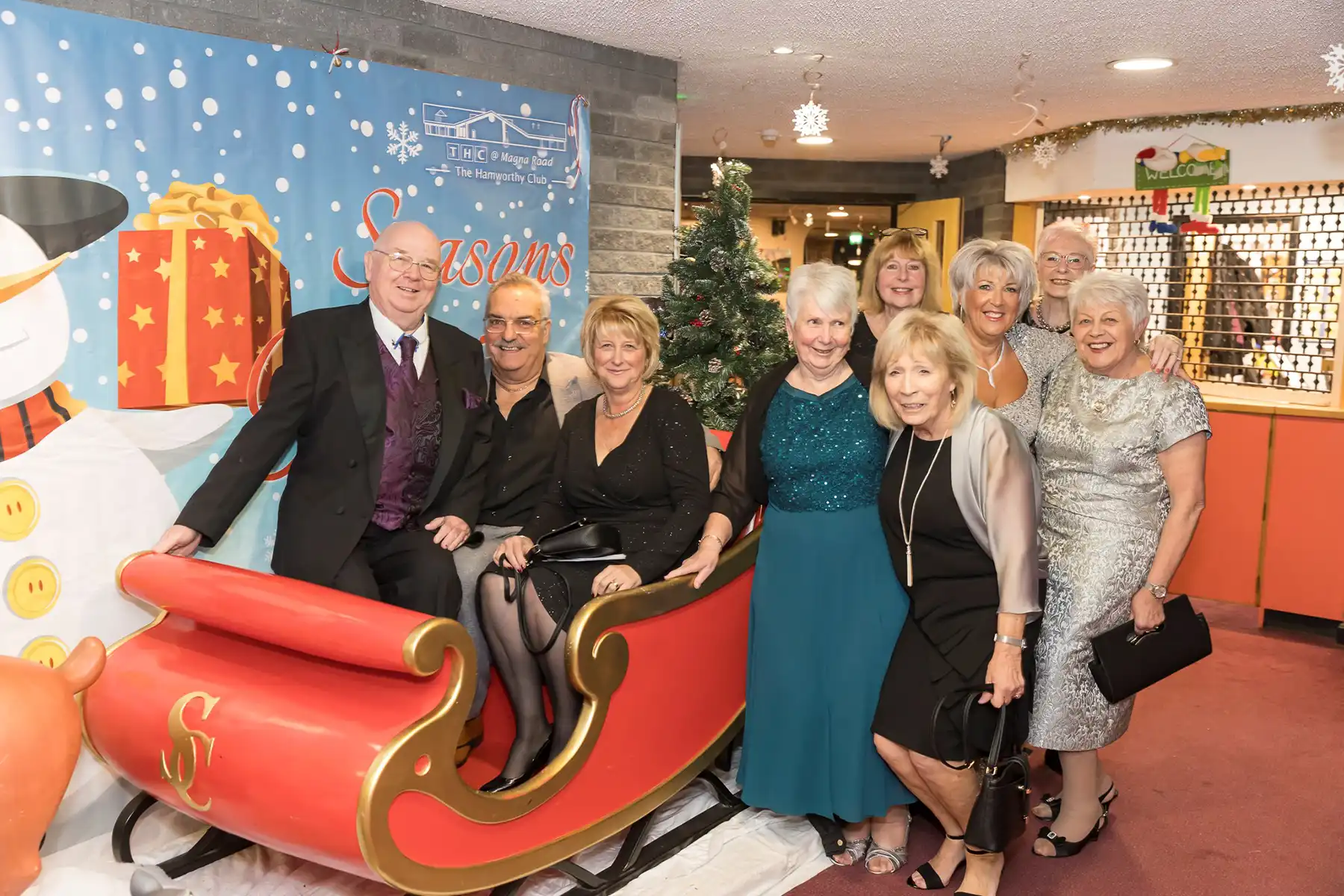 PICTURES: Dorset hospice charity party raises £3,500 for vital care