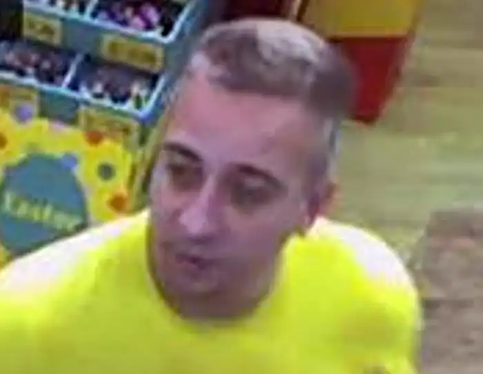 Hampshire Police are keen to trace this person after a theft in Ringwood. Picture: Hampshire Police